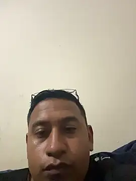 Snapshot of dannybs05 chatting on 11/07/25, 06:13 dannybs05 online show from 11/07/25, 06:13