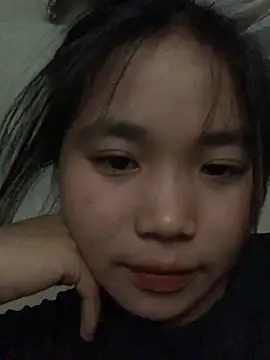 Snapshot of Luna-xinh04 chatting on 09/26/25, 03:21 Luna-xinh04 online show from 09/26/25, 03:21