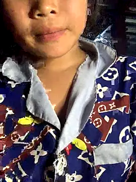 Snapshot of Luna-xinh04 chatting on 09/26/25, 03:27 Luna-xinh04 online show from 09/26/25, 03:27