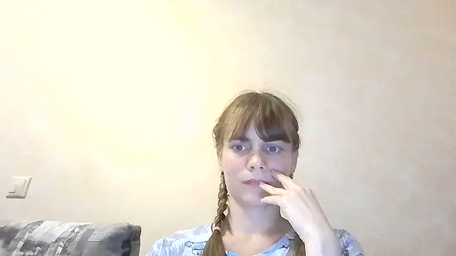 Loriven online show from 09/24/25, 07:39
