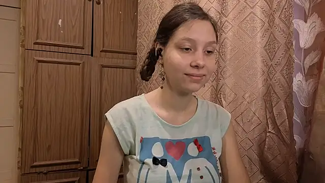 QutieDaSweet online show from 11/04/25, 02:10