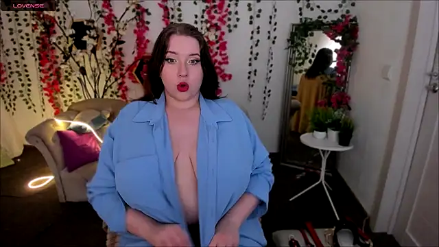 Selena Muse online show from 10/07/25, 05:54