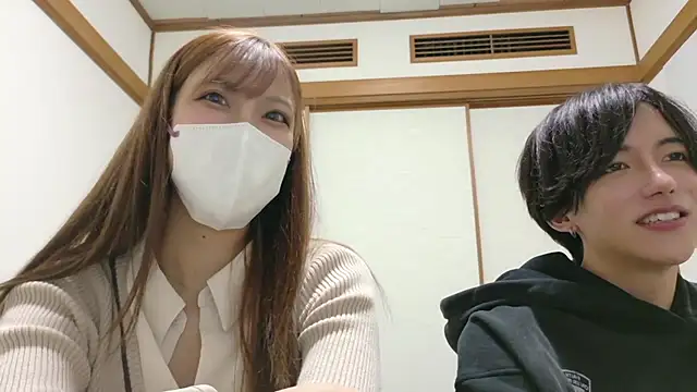 Snapshot of komei_abe chatting on 10/25/25, 03:07 komei abe online show from 10/25/25, 03:07