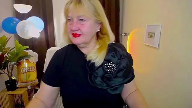 EmmaEllison online show from 09/17/25, 11:56