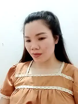 Snapshot of Nyla-a chatting on 10/10/25, 02:27 Nyla-a online show from 10/10/25, 02:27