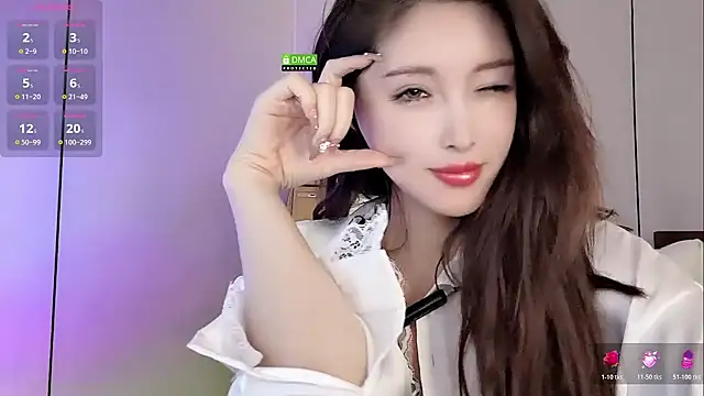 QiaoHui online show from 10/22/25, 04:24