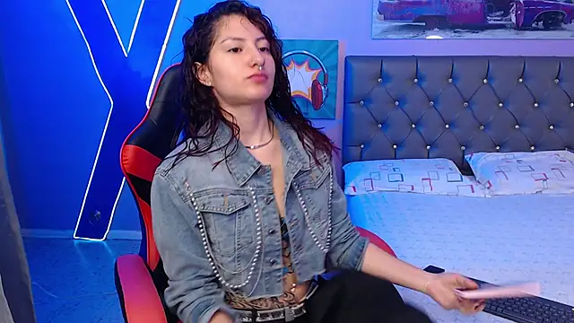 Sabriinaa Foxx online show from 10/16/25, 12:17