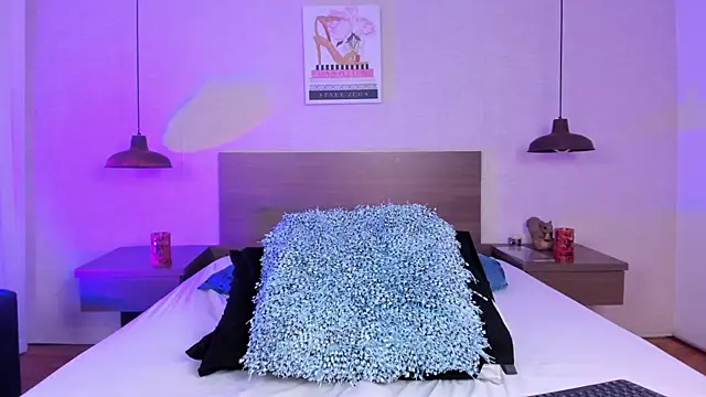 cloehill  online show from 10/27/25, 02:43