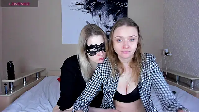 Linda Bryant-Eva online show from 11/14/25, 03:16