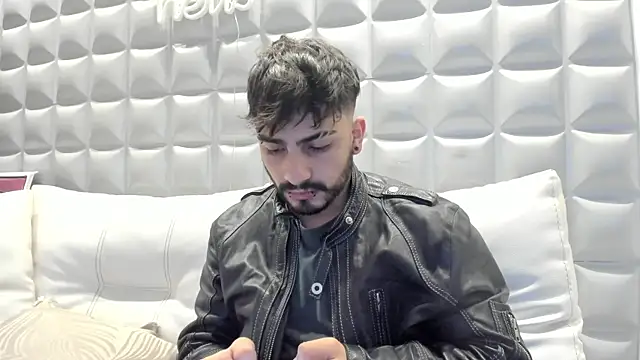 Jack Daniel   online show from 11/08/25, 06:29