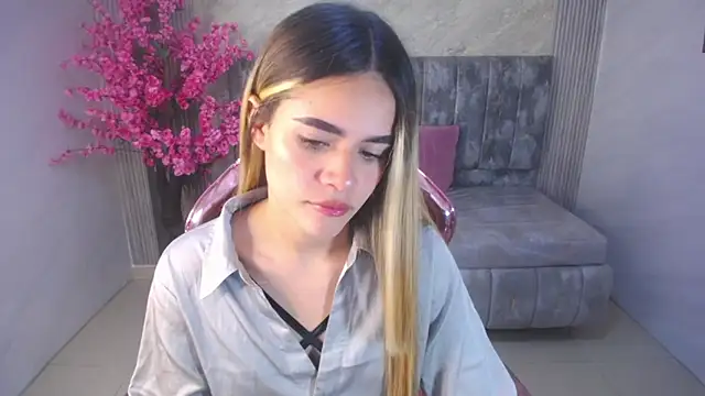 lilith4 s online show from 10/06/25, 08:17