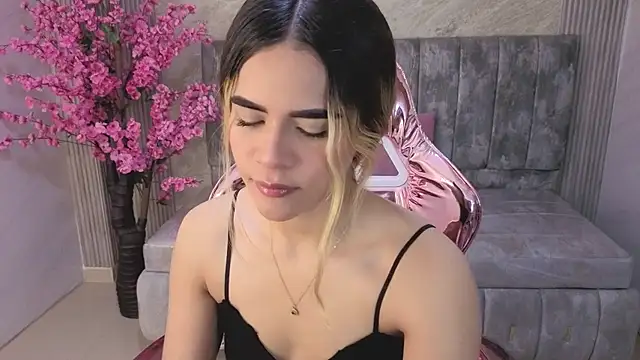 lilith4 s online show from 10/17/25, 08:22