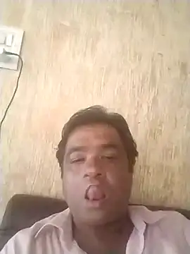 Snapshot of Naughty_gaurav chatting on 09/19/25, 12:17 Naughty gaurav online show from 09/19/25, 12:17