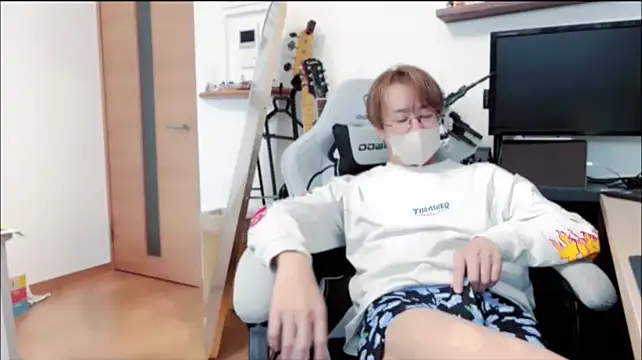 haruchin oO online show from 10/14/25, 02:01