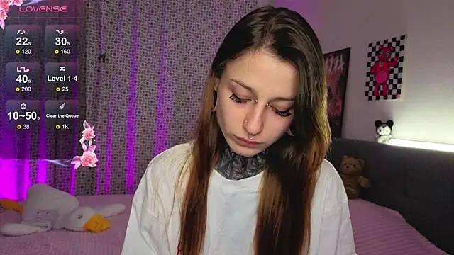 LilithPoison online show from 10/18/25, 06:52