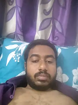 Snapshot of ndon63421 chatting on 11/23/25, 05:29 ndon63421 online show from 11/23/25, 05:29