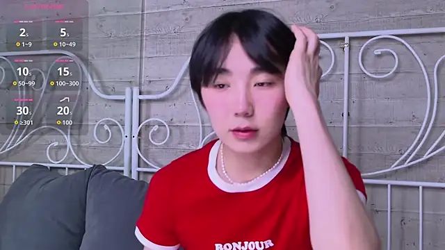 HeejinWang online show from 11/15/25, 08:38