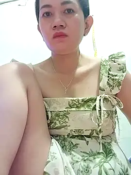 LiveModell online show from 10/05/25, 01:37