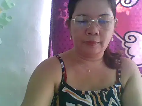 asian bhebs1 online show from 10/27/25, 12:04