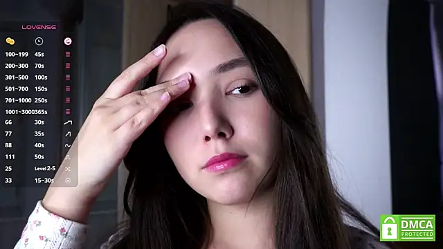 RenaeConnerley online show from 10/06/25, 03:37