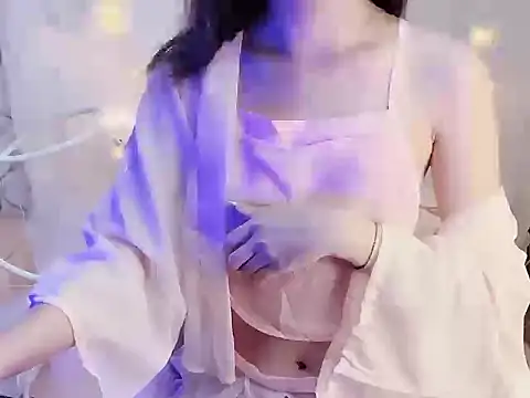 Snapshot of Seradang chatting on 10/11/25, 03:21 Seradang online show from 10/11/25, 03:21