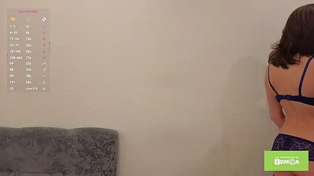 vanessa one  online show from 11/16/25, 07:03