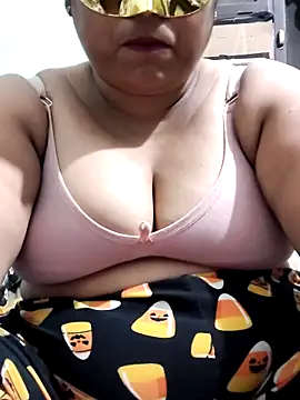 Mmm143 online show from 09/15/25, 06:19