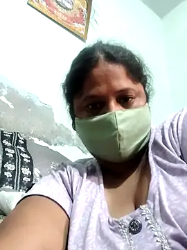 Mmm143 online show from 10/11/25, 03:06