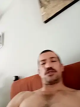 Snapshot of zamir_adam chatting on 11/11/25, 06:52 zamir adam online show from 11/11/25, 06:52