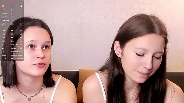 GabrielleLynchard online show from 10/08/25, 07:11