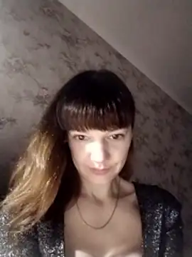 AliceSwan1122 online show from 11/19/25, 12:32