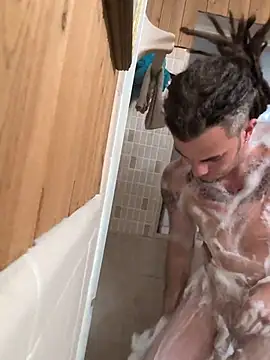 Snapshot of Clownboi17 chatting on 09/23/25, 11:30 Clownboi17 online show from 09/23/25, 11:30