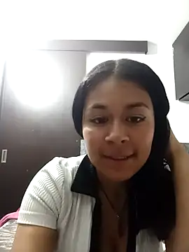 Snapshot of 25_MIA chatting on 09/23/25, 01:08 25 MIA online show from 09/23/25, 01:08