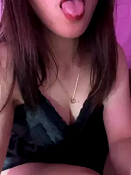 Moon pusy online show from 11/16/25, 06:57