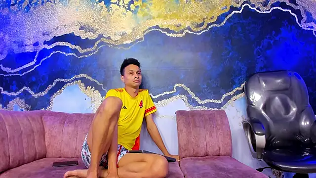 Juicy Creww online show from 11/14/25, 10:14