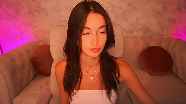 CherryyLulu online show from 09/15/25, 08:03