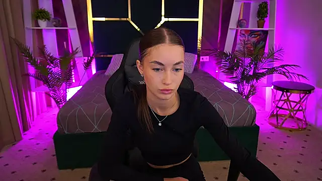 CherryyLulu online show from 09/26/25, 07:01