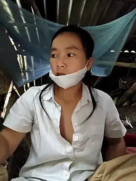 lily-00 online show from 11/08/25, 02:01