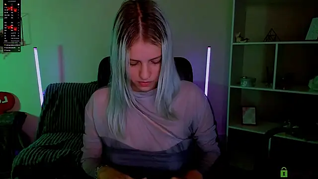 kaela spell  online show from 10/19/25, 01:12