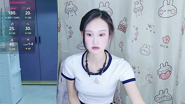 schoolgirl-nurse online show from 10/13/25, 11:21