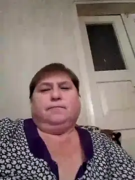 Snapshot of Nikusya-51 chatting on 10/21/25, 06:19 Nikusya-51 online show from 10/21/25, 06:19