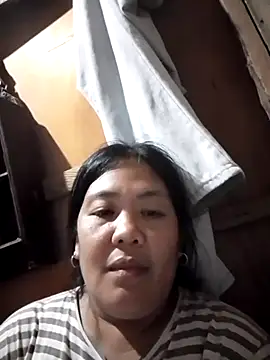 Snapshot of Seductivemomma4ux chatting on 10/02/25, 11:50 Seductivemomma4ux online show from 10/02/25, 11:50
