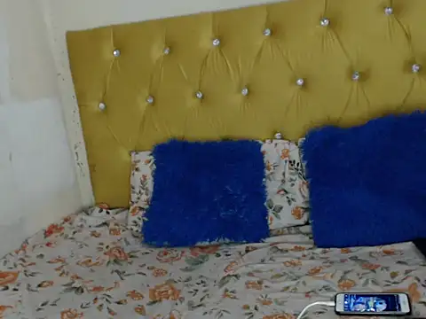 LeehXXY online show from 11/07/25, 07:47