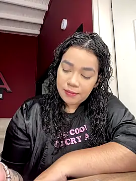 krisstenSantos online show from 09/30/25, 11:59