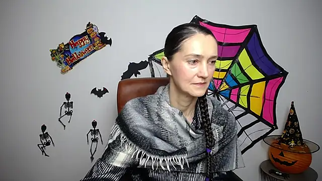 TayaFinch online show from 11/02/25, 01:24