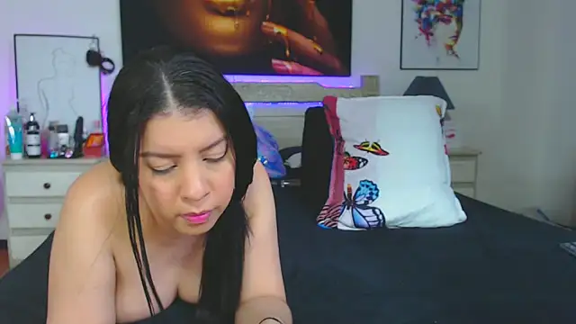 kati jones77 online show from 11/01/25, 08:16