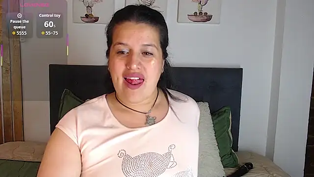 Andrea secret  online show from 11/10/25, 02:05