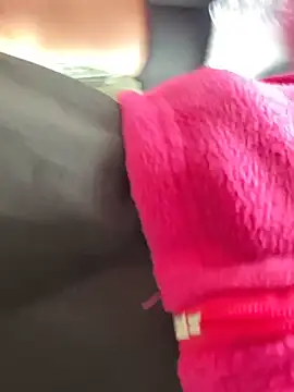 Karla 1-2 online show from 11/12/25, 08:52