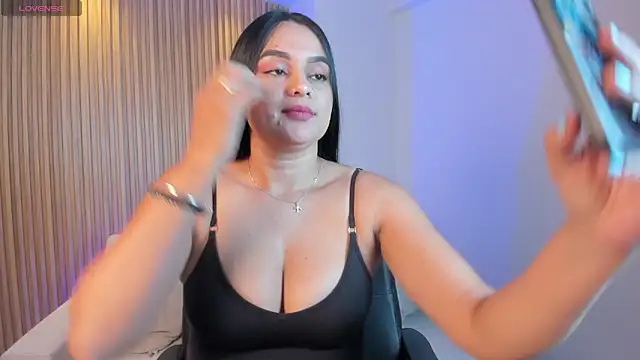 Megancoxx online show from 10/25/25, 10:56