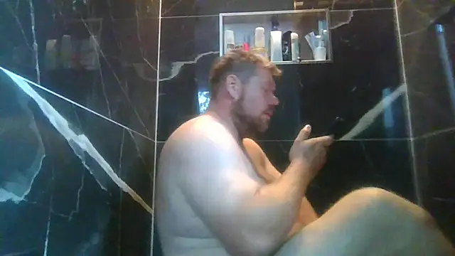 Snapshot of fetter_Daddy_Berlin chatting on 09/22/25, 06:48 fetter Daddy Berlin online show from 09/22/25, 06:48